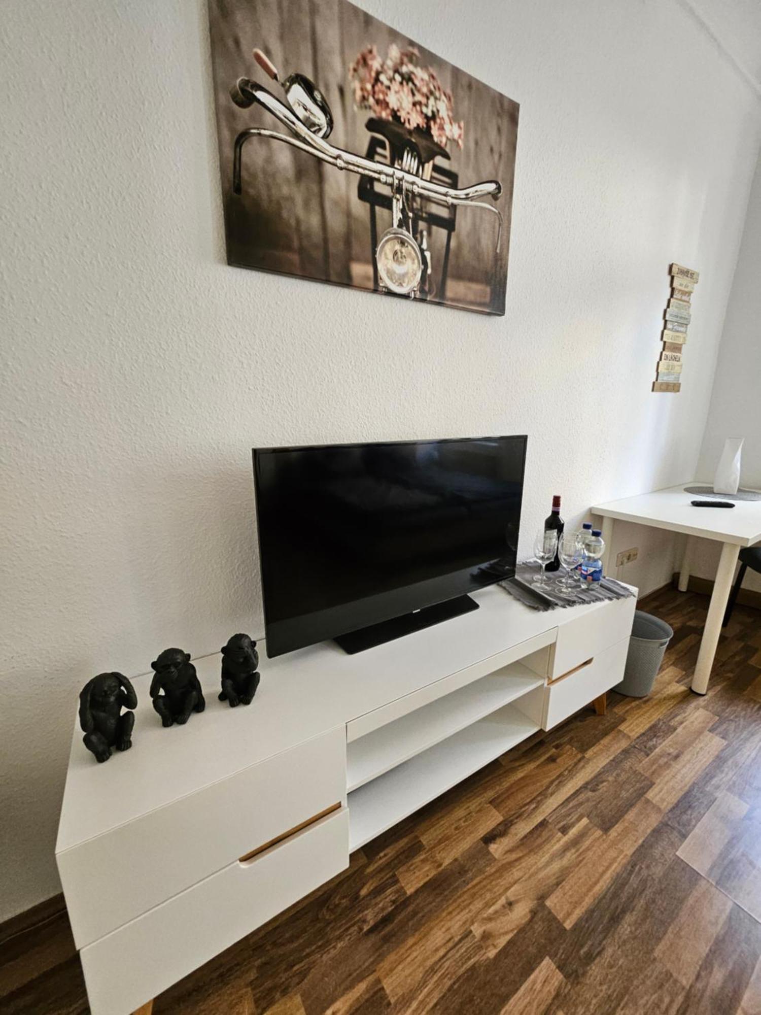 Ferienwohnung Apartment In Zittauer Stadtzentrum Innenstadt Innenring Top Lage - Wohnen Auf Zeit In Zittau - 1 Raum Wohnung المظهر الخارجي الصورة