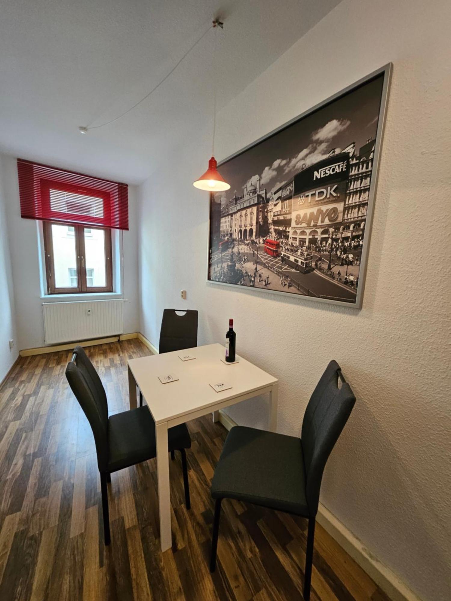 Ferienwohnung Apartment In Zittauer Stadtzentrum Innenstadt Innenring Top Lage - Wohnen Auf Zeit In Zittau - 1 Raum Wohnung المظهر الخارجي الصورة