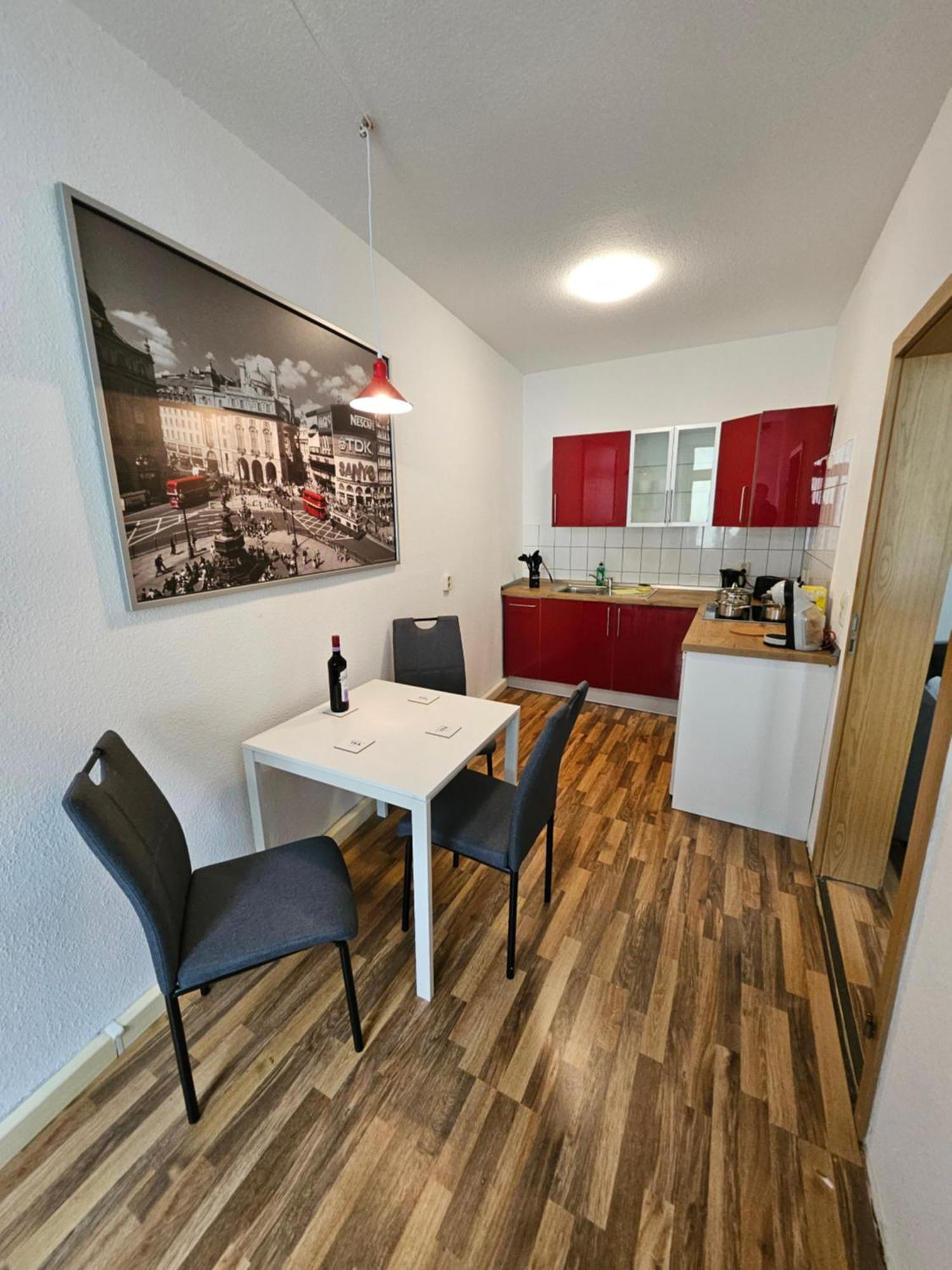 Ferienwohnung Apartment In Zittauer Stadtzentrum Innenstadt Innenring Top Lage - Wohnen Auf Zeit In Zittau - 1 Raum Wohnung المظهر الخارجي الصورة